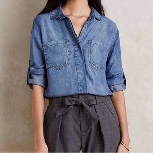 Cloth and Stone Denim Chambray Split Back Button Down Top Sz XS excellent cond